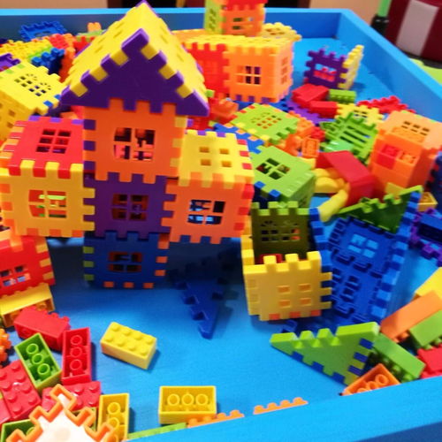 儿童早教益智玩具塑料积木玩具宝宝拼装拼插幼儿园玩具